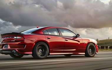 Dodge Charger SRT Hellcat: роскошь и мощь в одном автомобиле