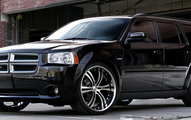 Аксессуары, запчасти и модернизация для Dodge Magnum