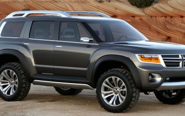 Dodge Raider - полный привод, мощный внедорожник из семейства Mitsubishi Montero