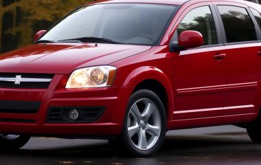 Dodge Caliber 2007: описание моделей SXT и XLT, технические характеристики