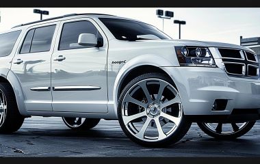 Dodge Nitro: выбор ободов, шины для Dodge Nitro, стильная Dodge Nitro с ободами