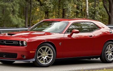 Dodge Challenger: каталог запчастей и актуальная информация