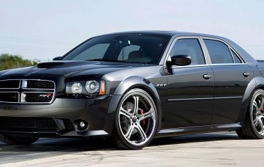 Dodge Magnum SRT8: любимец автолюбителей в тюнинге и драг-рейсинге