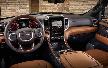 Dodge Durango 2023: новый интерьер, особенности и функции