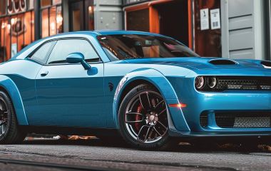 Dodge Challenger Electric: все, что вам нужно знать о Dodge Challenger EV