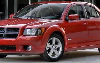 Dodge Caliber 1.8: особенности и характеристики модели, отличия версий SE