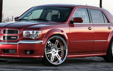 Dodge Magnum - размеры крепежного отверстия 2005 года, диаметр крепежных отверстий Dodge Magnum