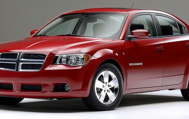 Dodge Caliber 2009: технические характеристики, отзывы, цены в России