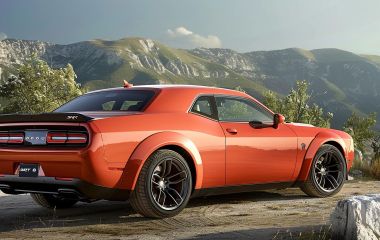 Dodge Challenger SRT8: особенности модели, технические характеристики, отзывы