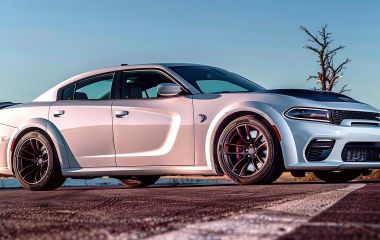 Dodge Charger SRT Hellcat: цена, где купить и особенности модели